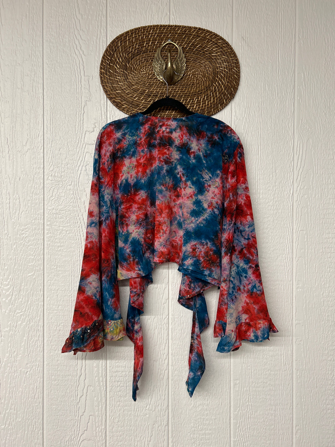 Zeppelin Crop Shrug 0425 002