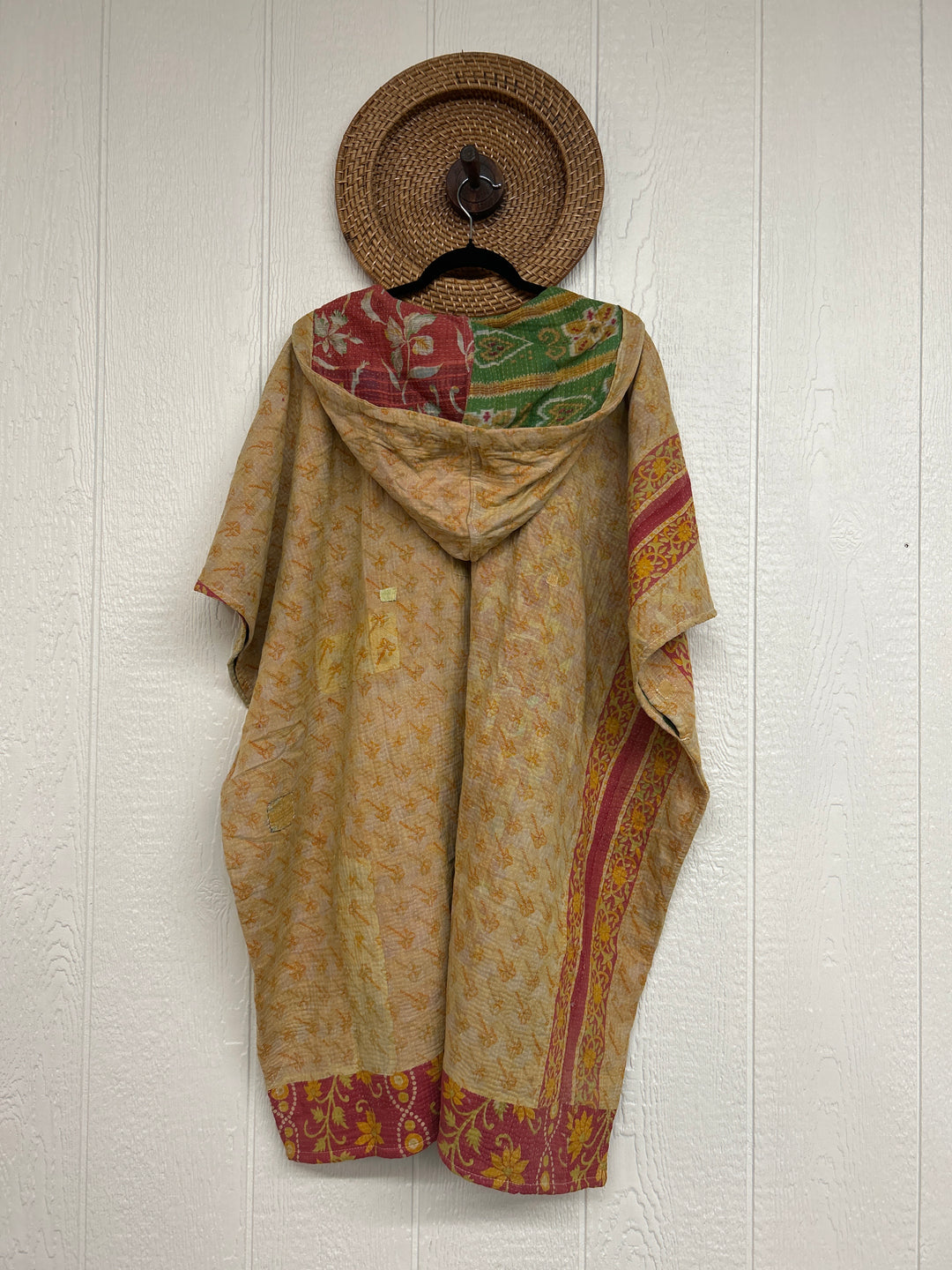 Peace + Love Poncho 0325 227