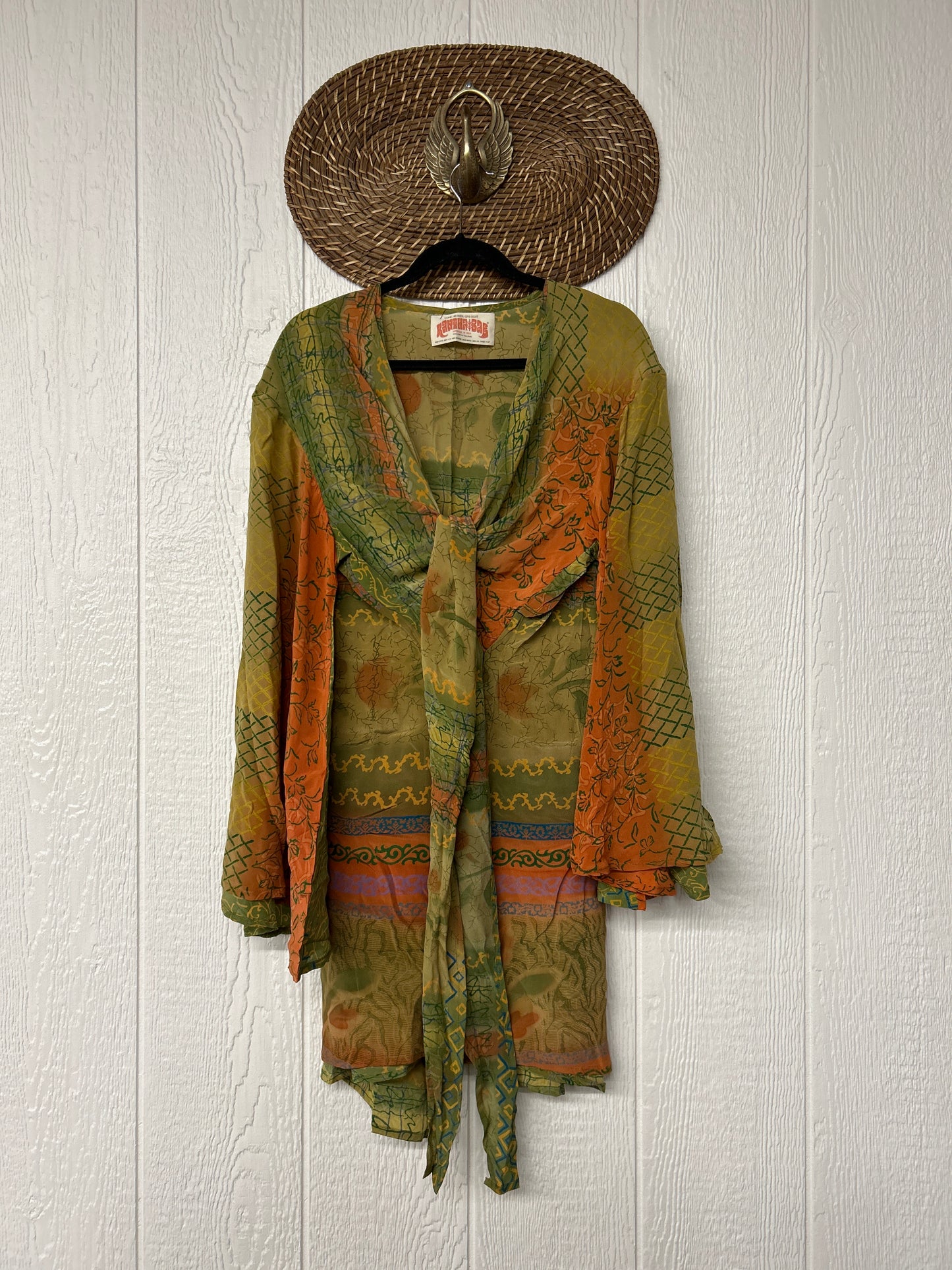 Crepe Sari Shortie Spellbound Kimono 0426 129