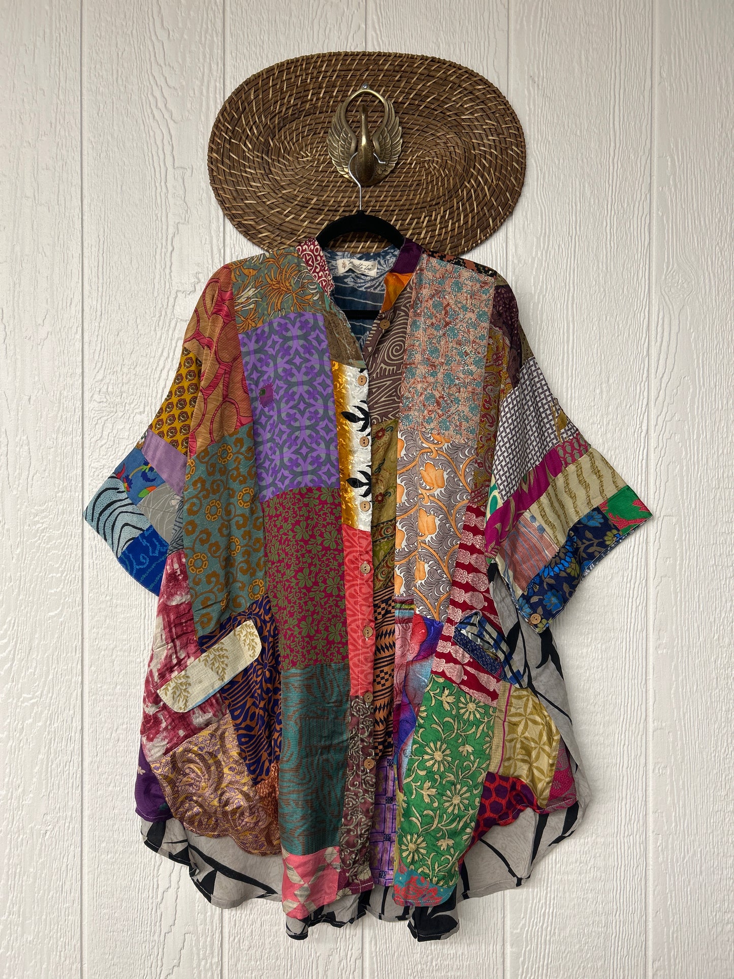 Goddess Free To Be Button-Down 0925 010