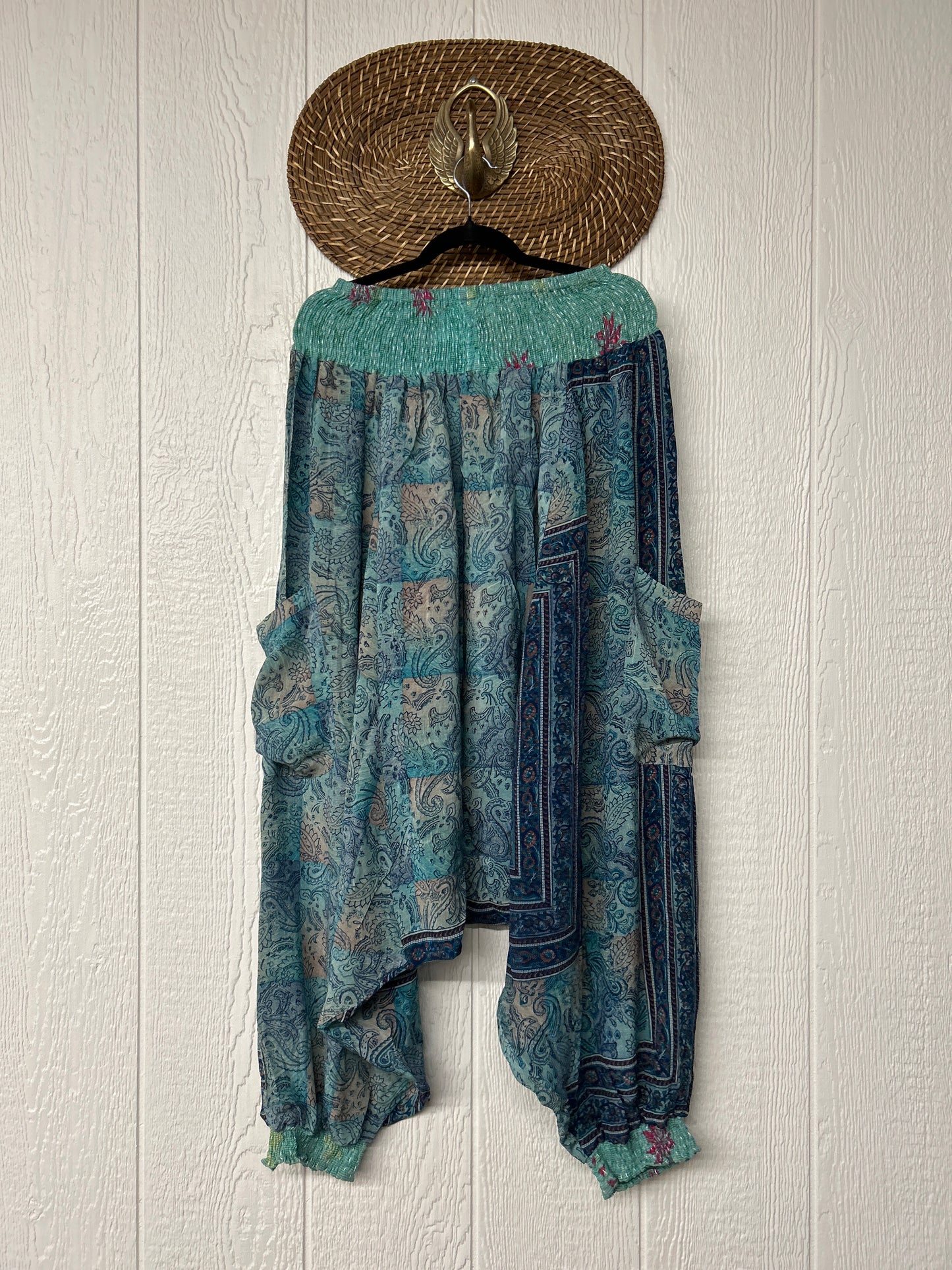 RETAIL Crepe Sari Be Still Harems 0426 029