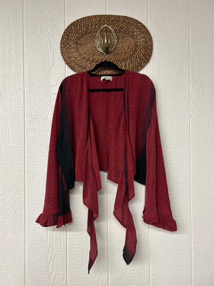 Zeppelin Crop Shrug 0425 246