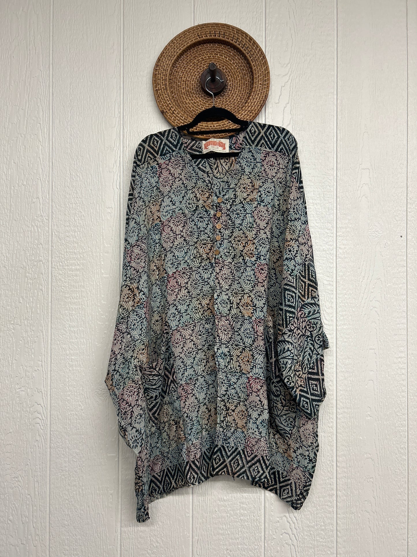 RETAIL Crepe Sari Gaia Split Tunic 0226 059