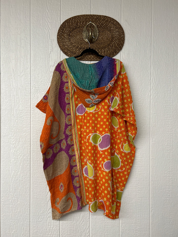 Peace and Love Poncho 0425 155
