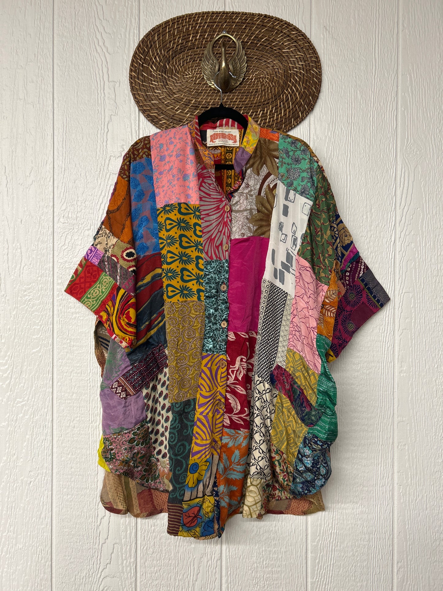 Goddess Free To Be Button-Down 0925 020