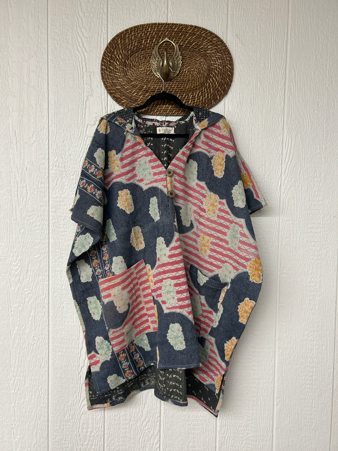 Peace + Love Poncho 0325 003