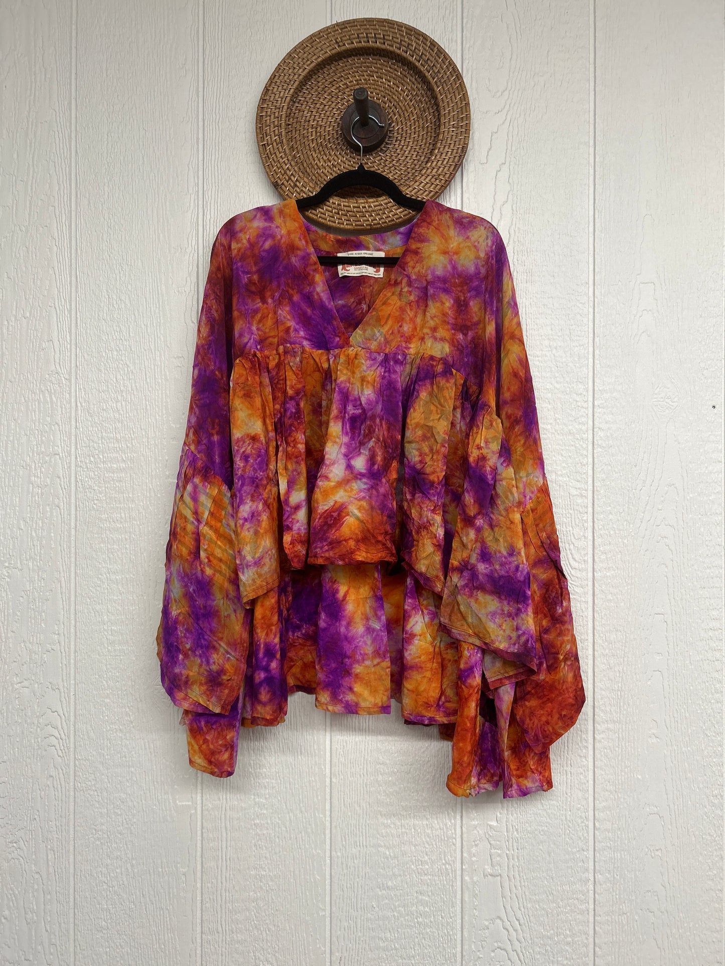 Crepe Sari Bell Sleeve Gold Dust Crop 0826 011