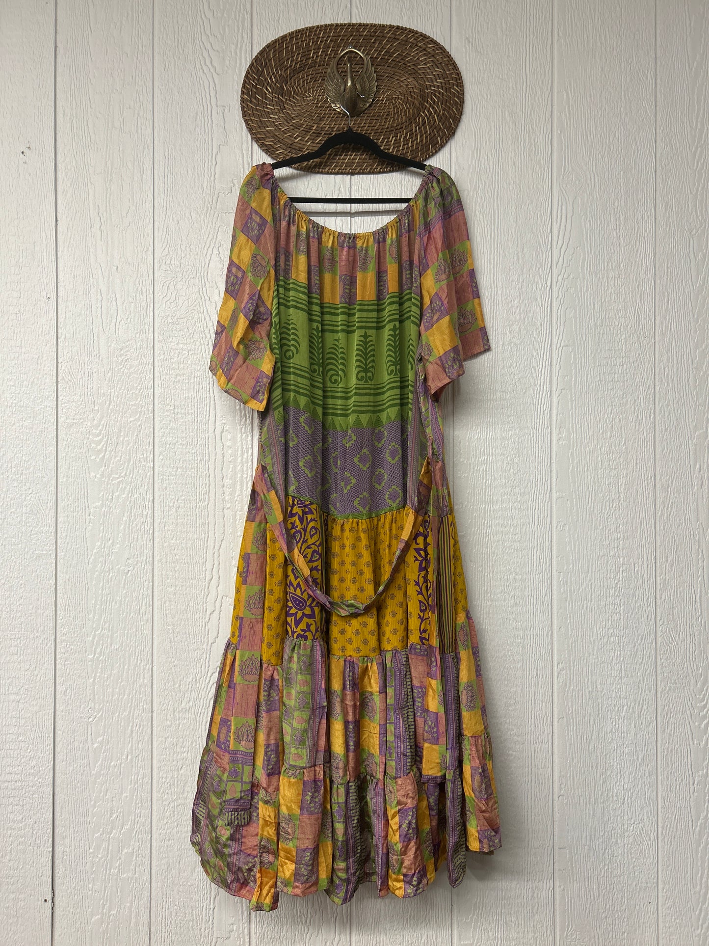 Rasgulla Sari Nova Maxi 0826 264