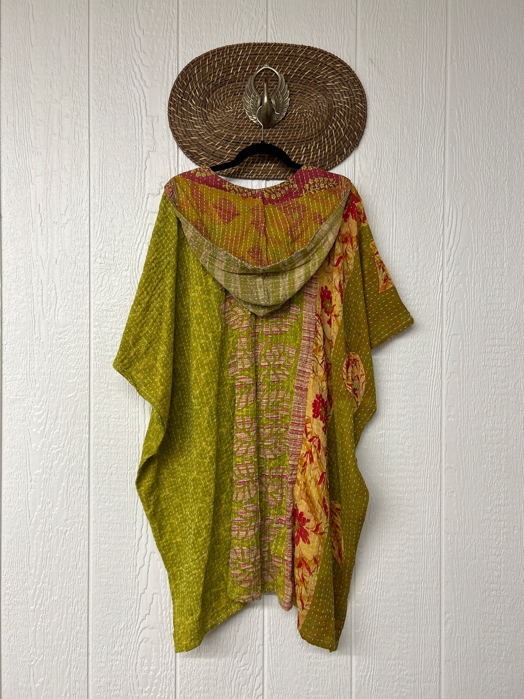 Peace and Love Poncho 0425 156