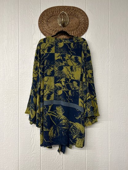 Crepe Sari Shortie Spellbound Kimono 0426 111
