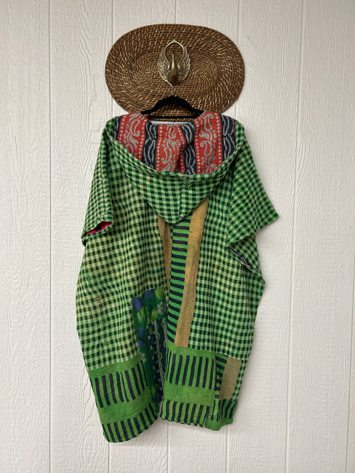 Peace + Love Poncho 0325 017