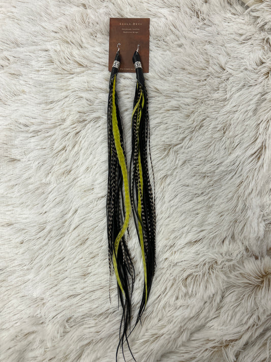 Feather Earrings - Long R1025 009