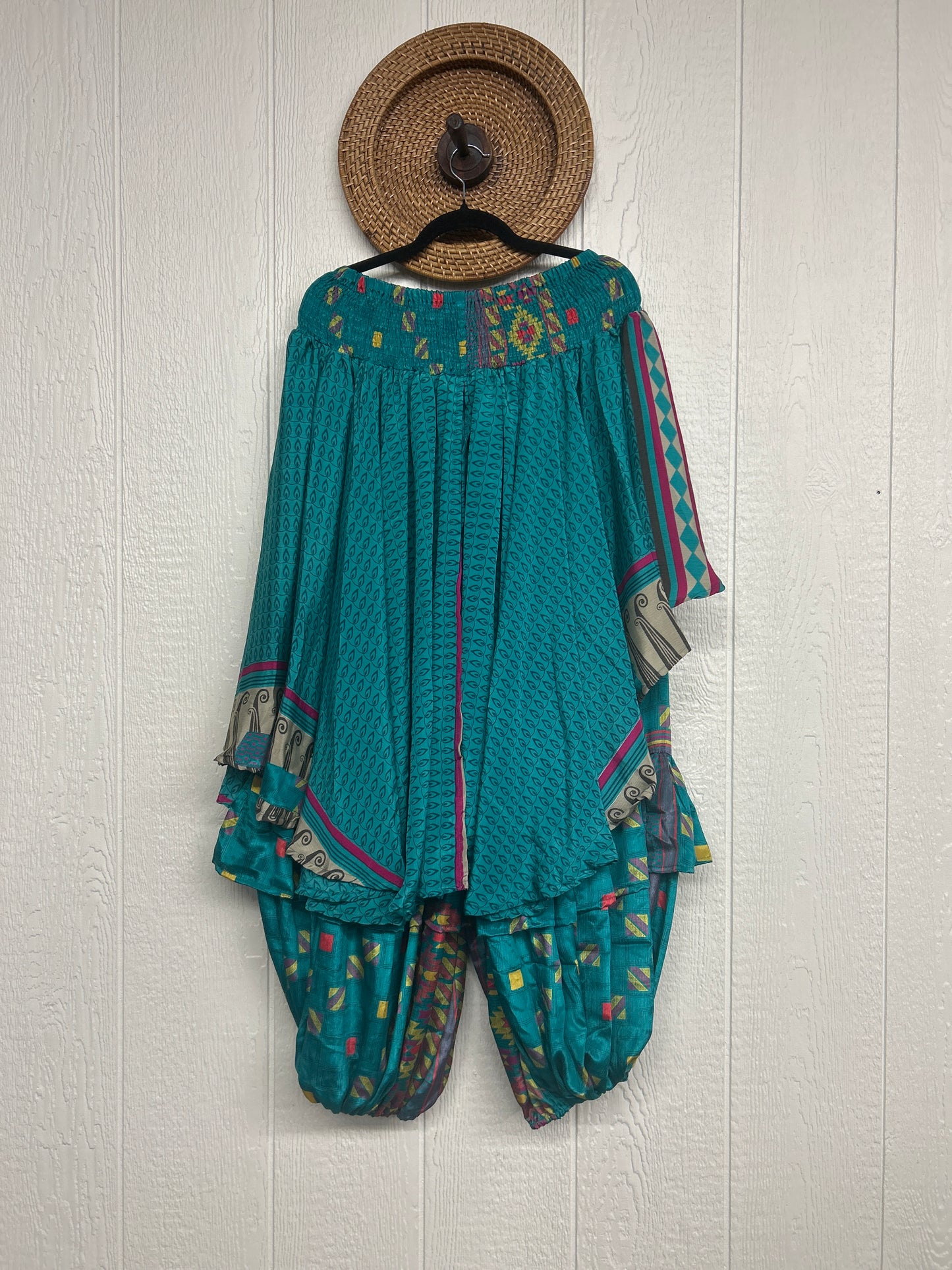 Rasgulla Sari Enchanted Jogger 0426 160