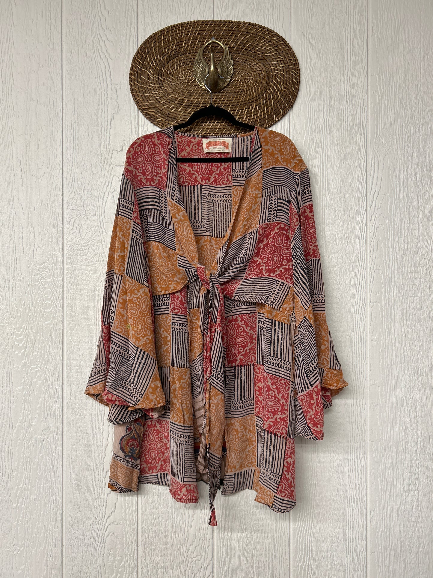 Crepe Sari Shortie Spellbound Kimono 0426 086