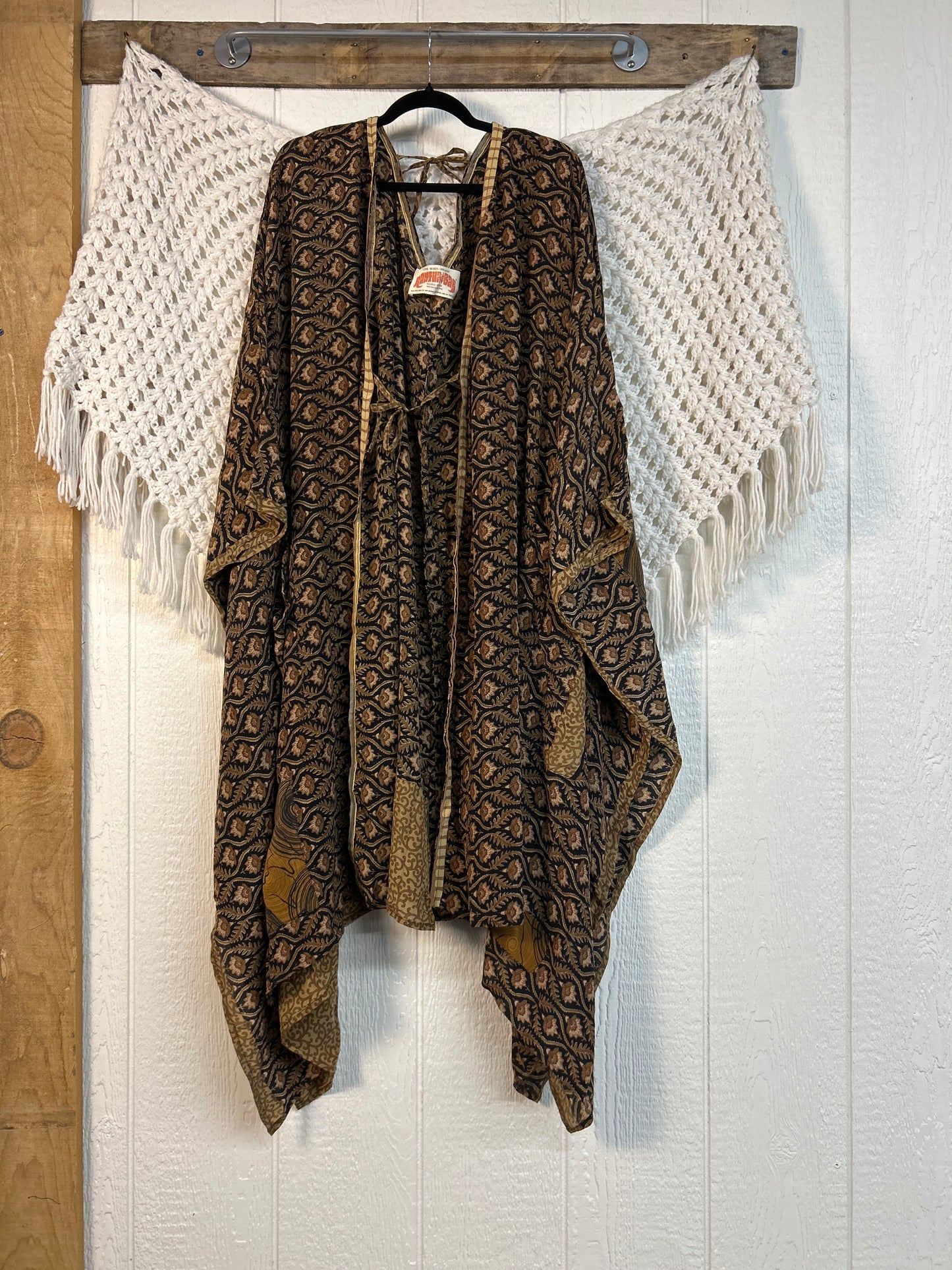 Crepe Sari Orchid Kimono 0626 213