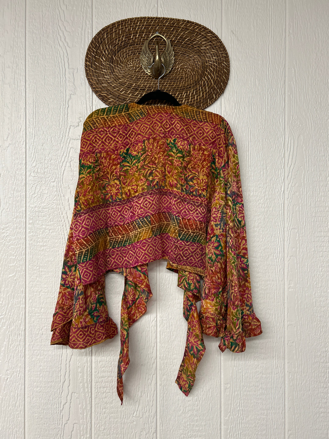 Zeppelin Crop Shrug 0425 094