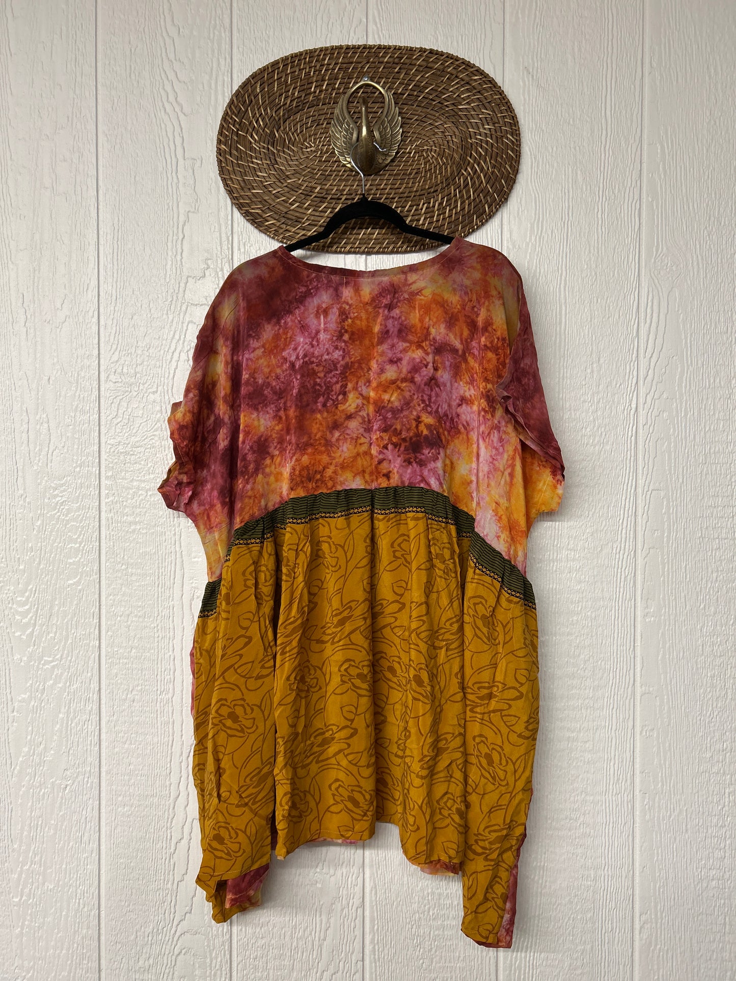 RETAIL Crepe Sari Daydreamer Button Down Mini  0426 173