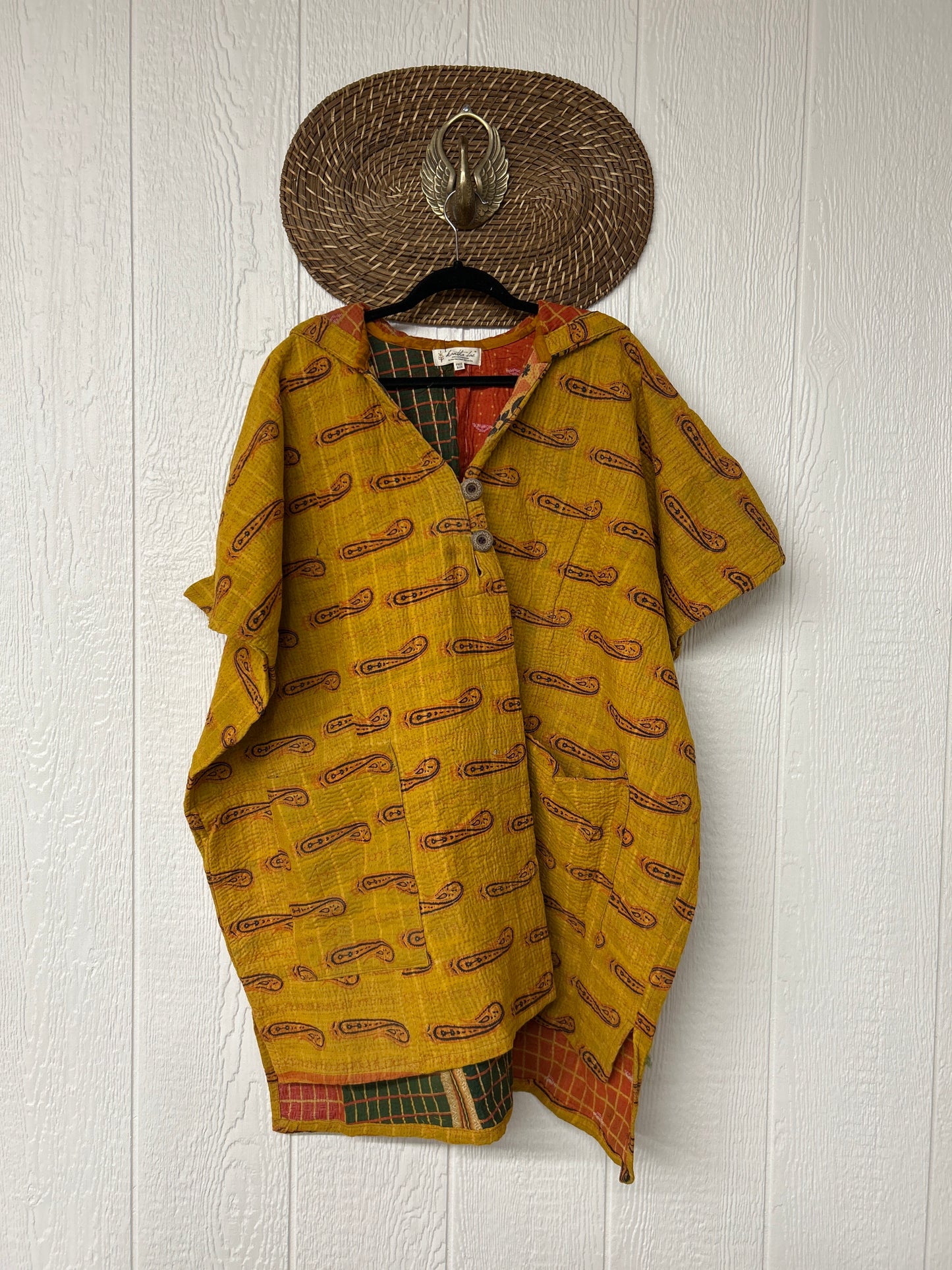 Peace + Love Poncho 0325 174