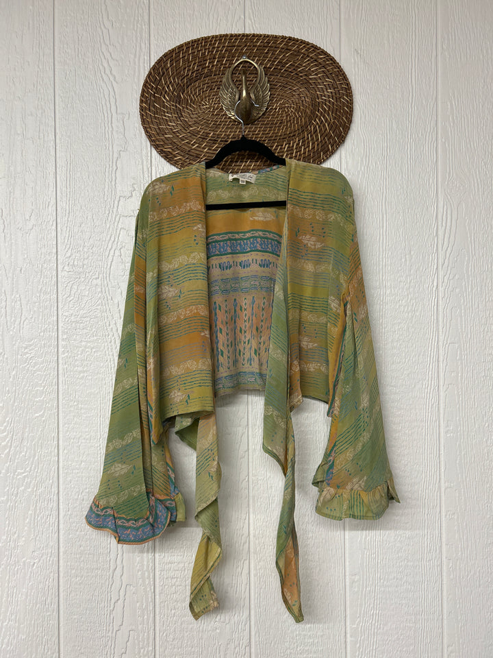 Zeppelin Crop Shrug 0425 187