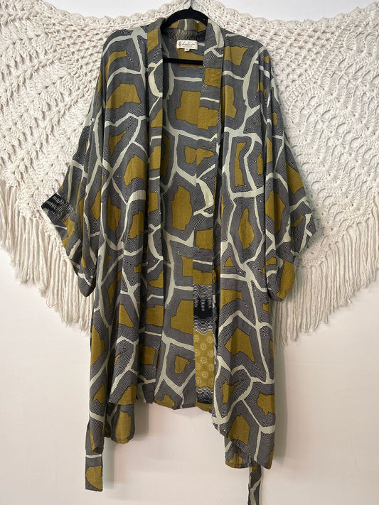 Crepe Solace Kimono