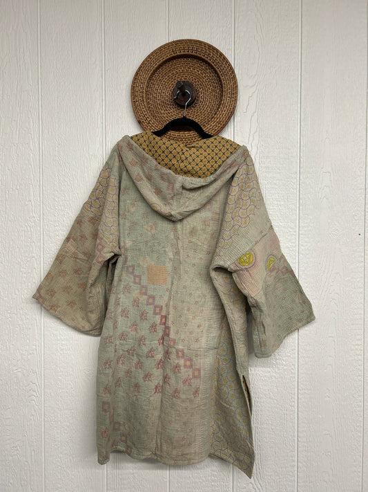 Half Moon Shacket 1025 250