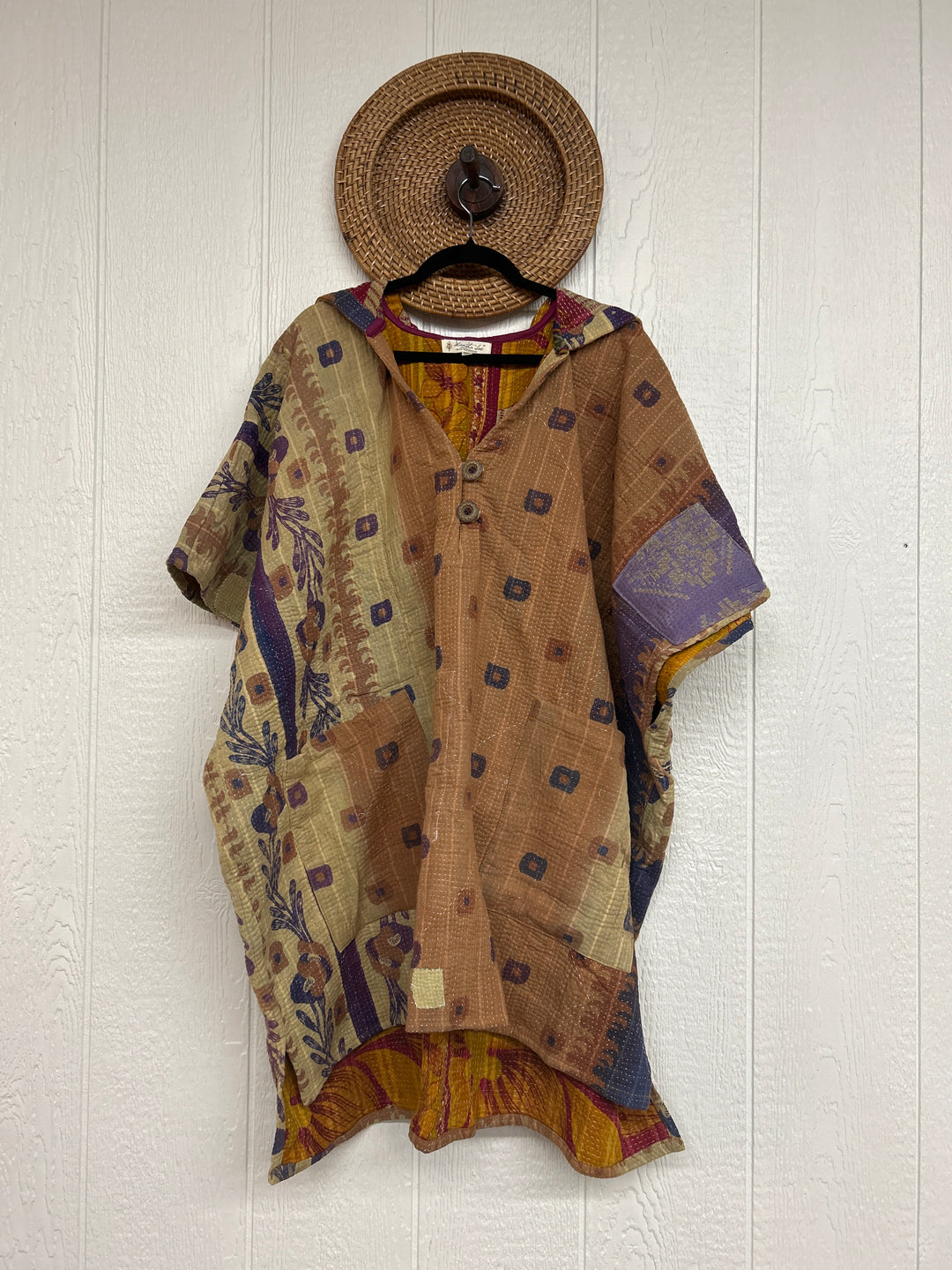 Peace + Love Poncho 0325 218