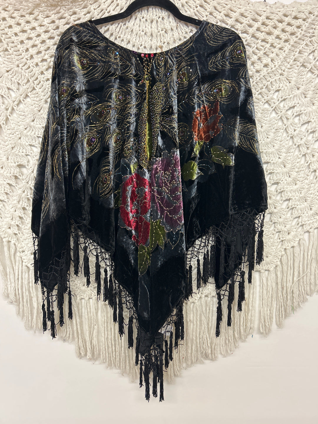 Velvet Peacock Poncho with beads, Black -001