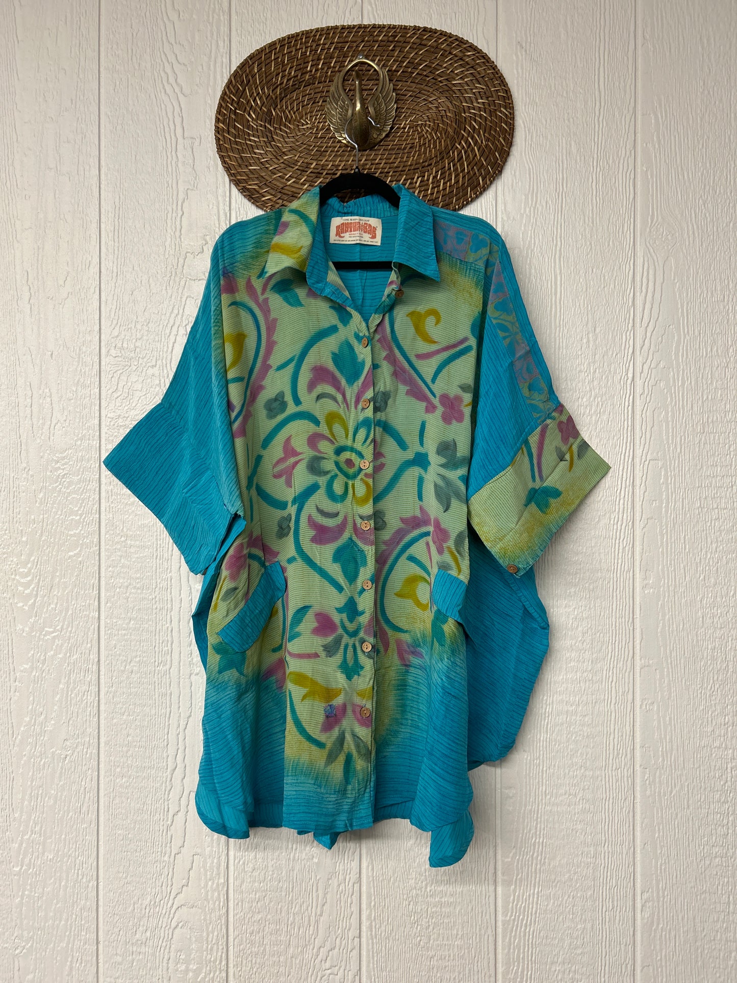 Crepe Sari Free To Be Button Down 0626 059