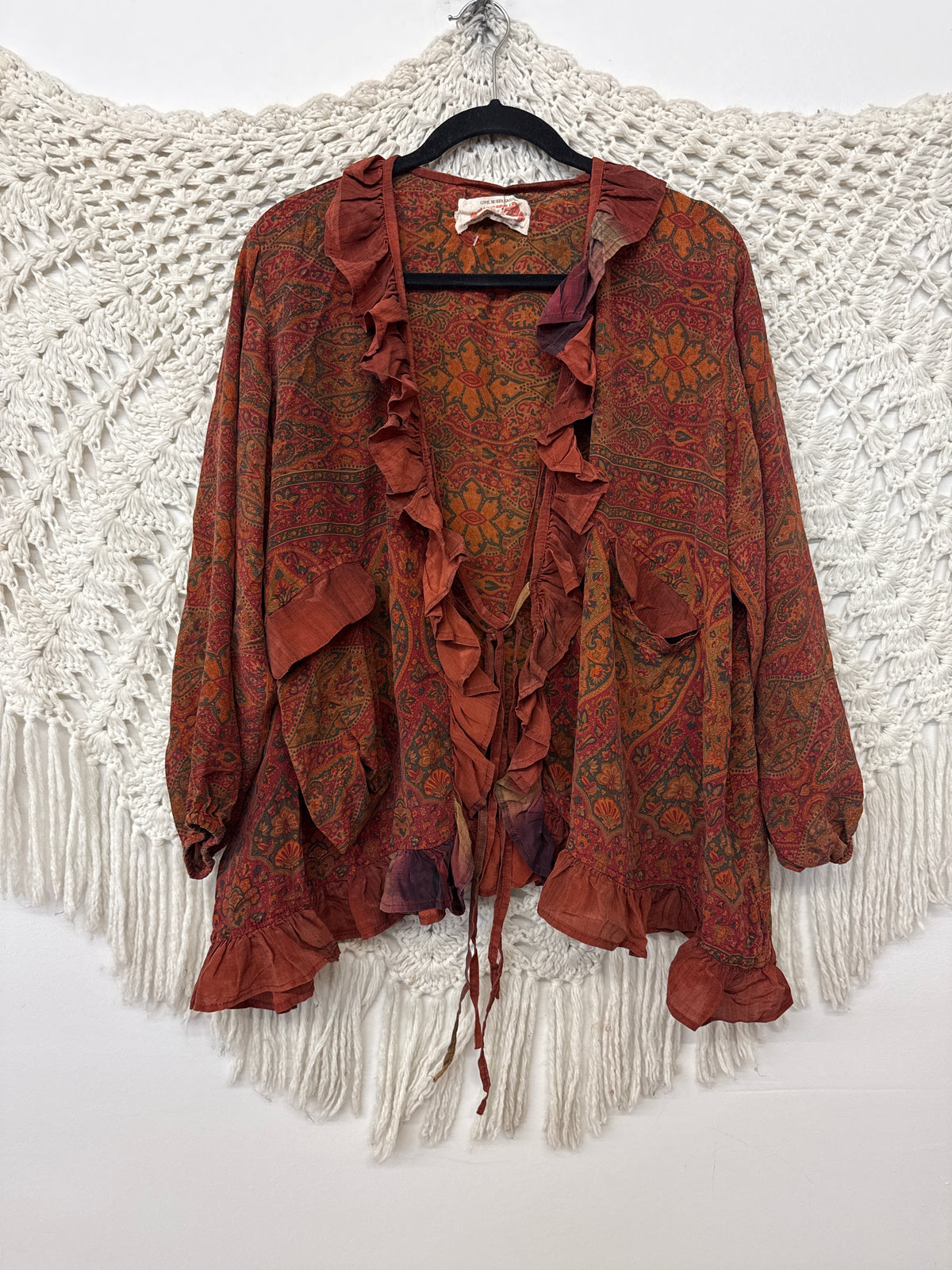 Crepe Sari Ruffle Daisy Blouse L0926 001