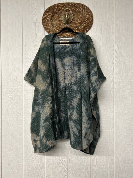 Aura Edit Fine Kantha Wanderlust Poncho 1026 001