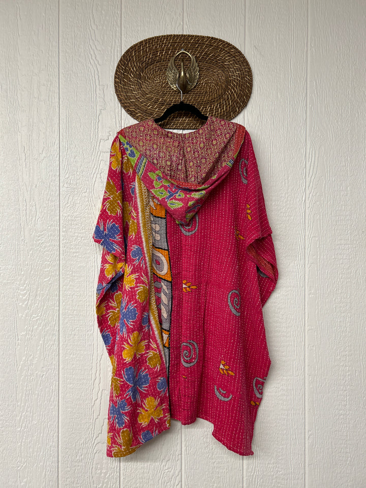 Peace and Love Poncho 0425 032