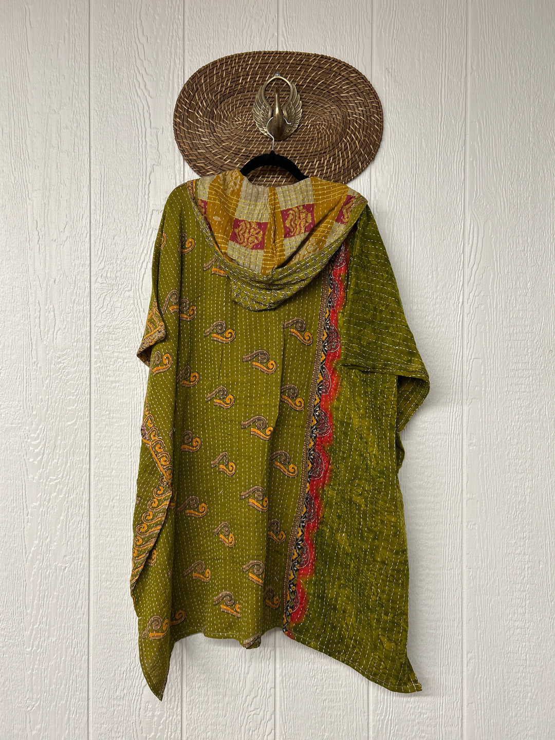 Peace and Love Poncho 0425 064
