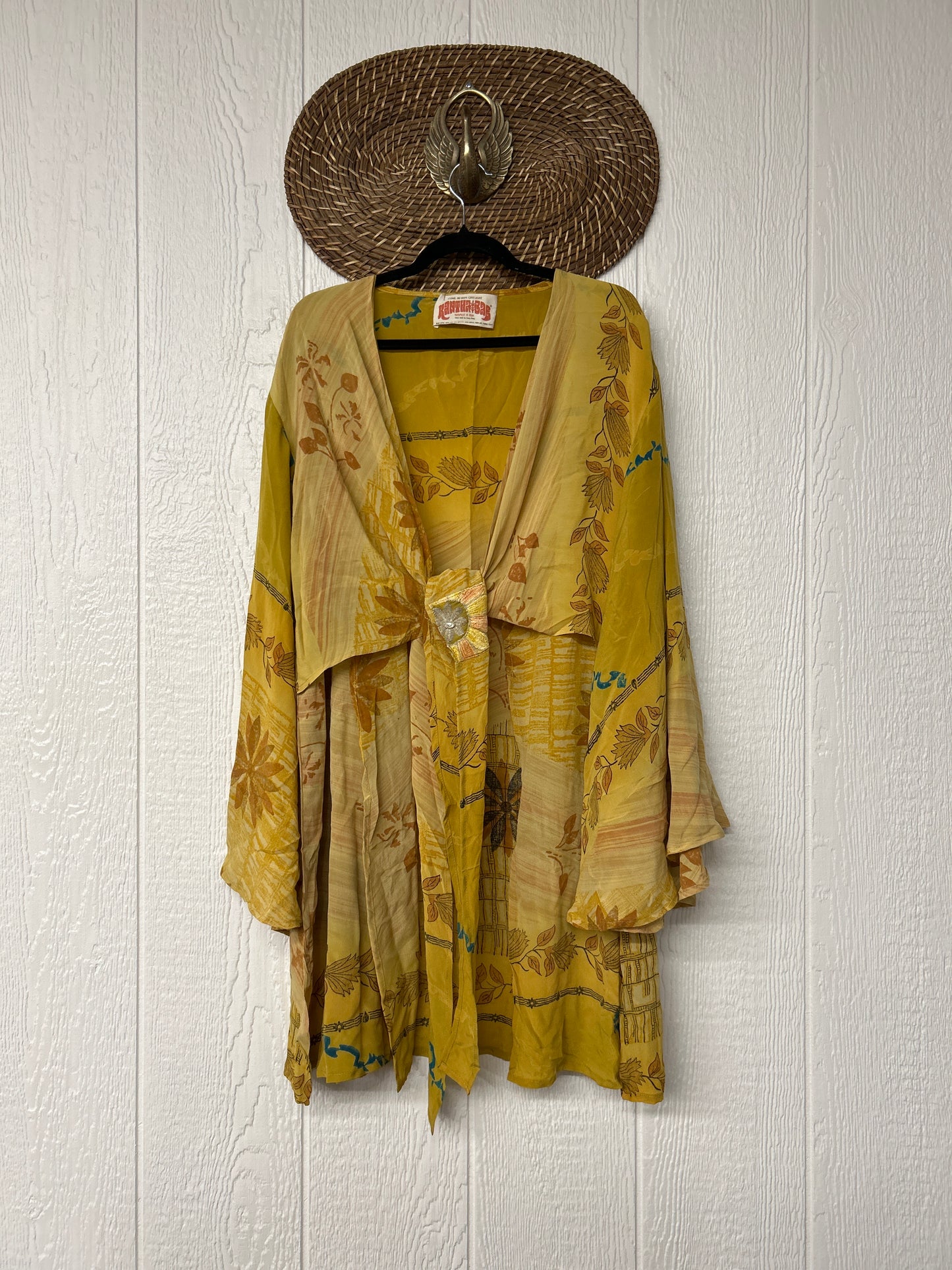 Crepe Sari Shortie Spellbound Kimono 0426 140