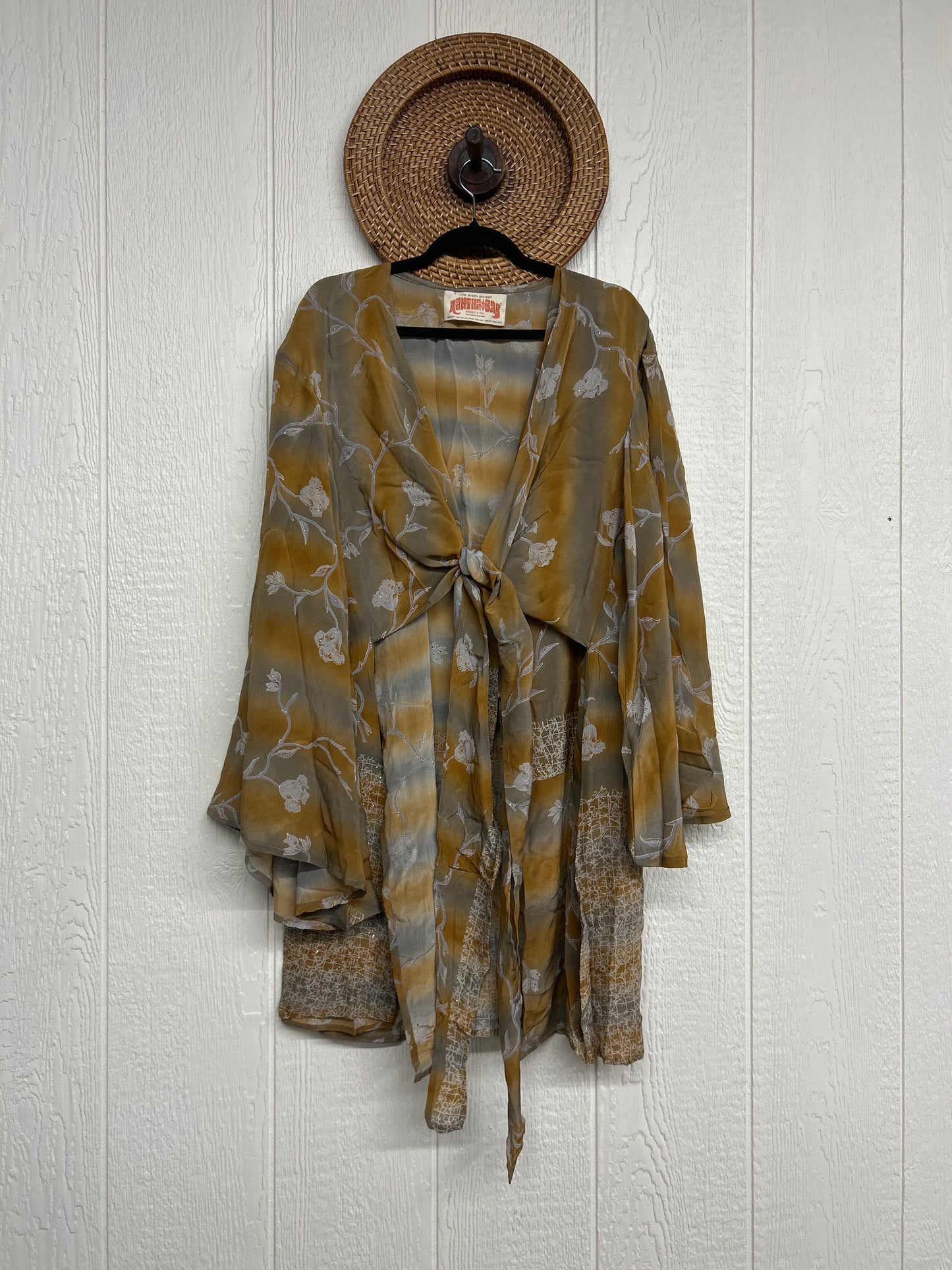 Crepe Sari Shortie Spellbound Kimono 0426 251
