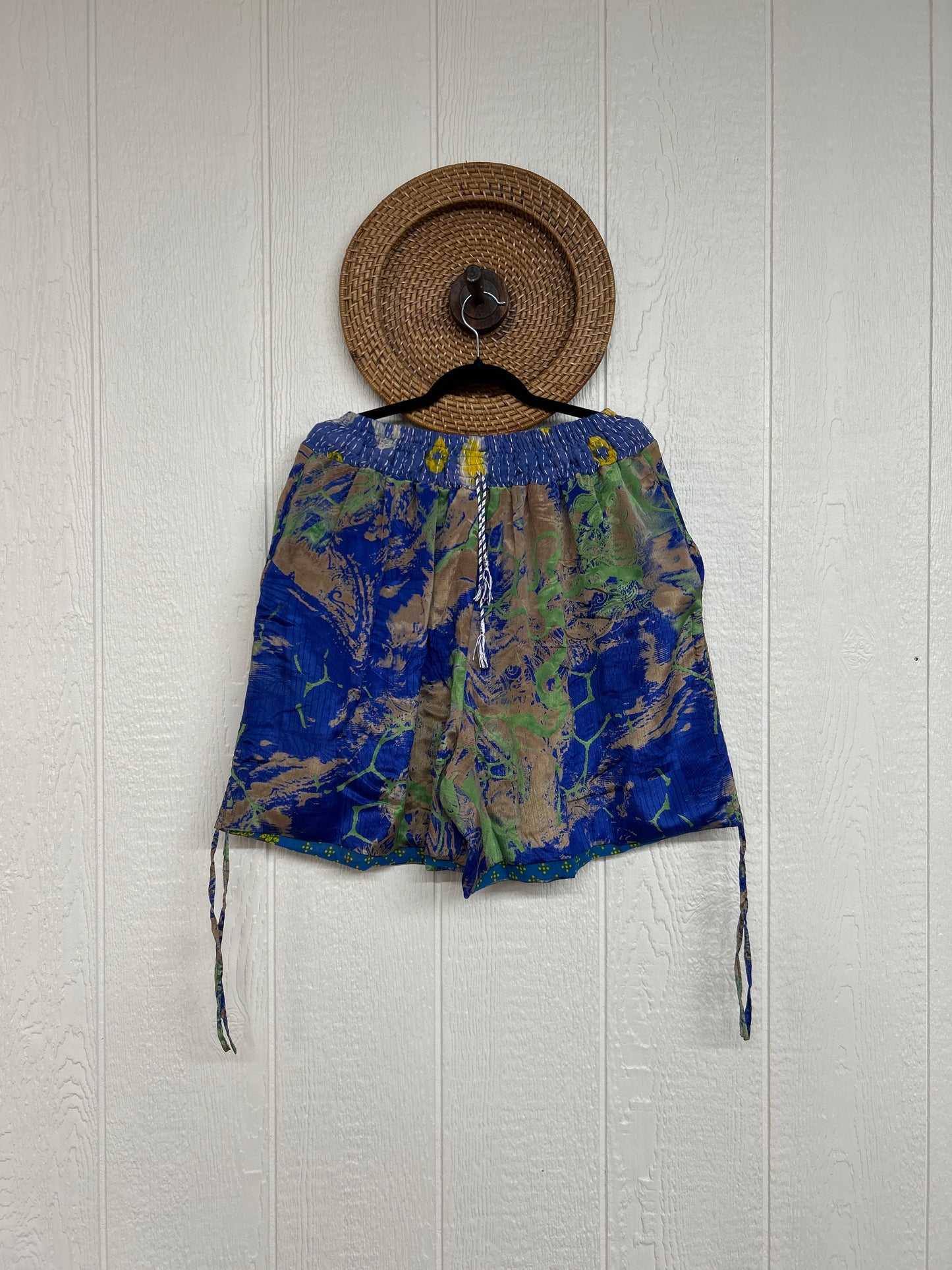Silk Butterfly Short 0525 207