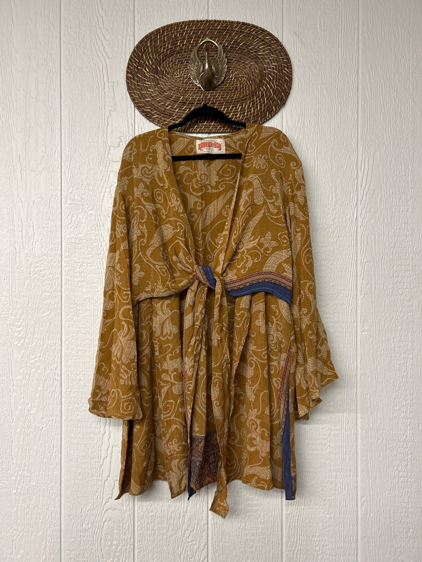 Crepe Sari Shortie Spellbound Kimono 0426 092