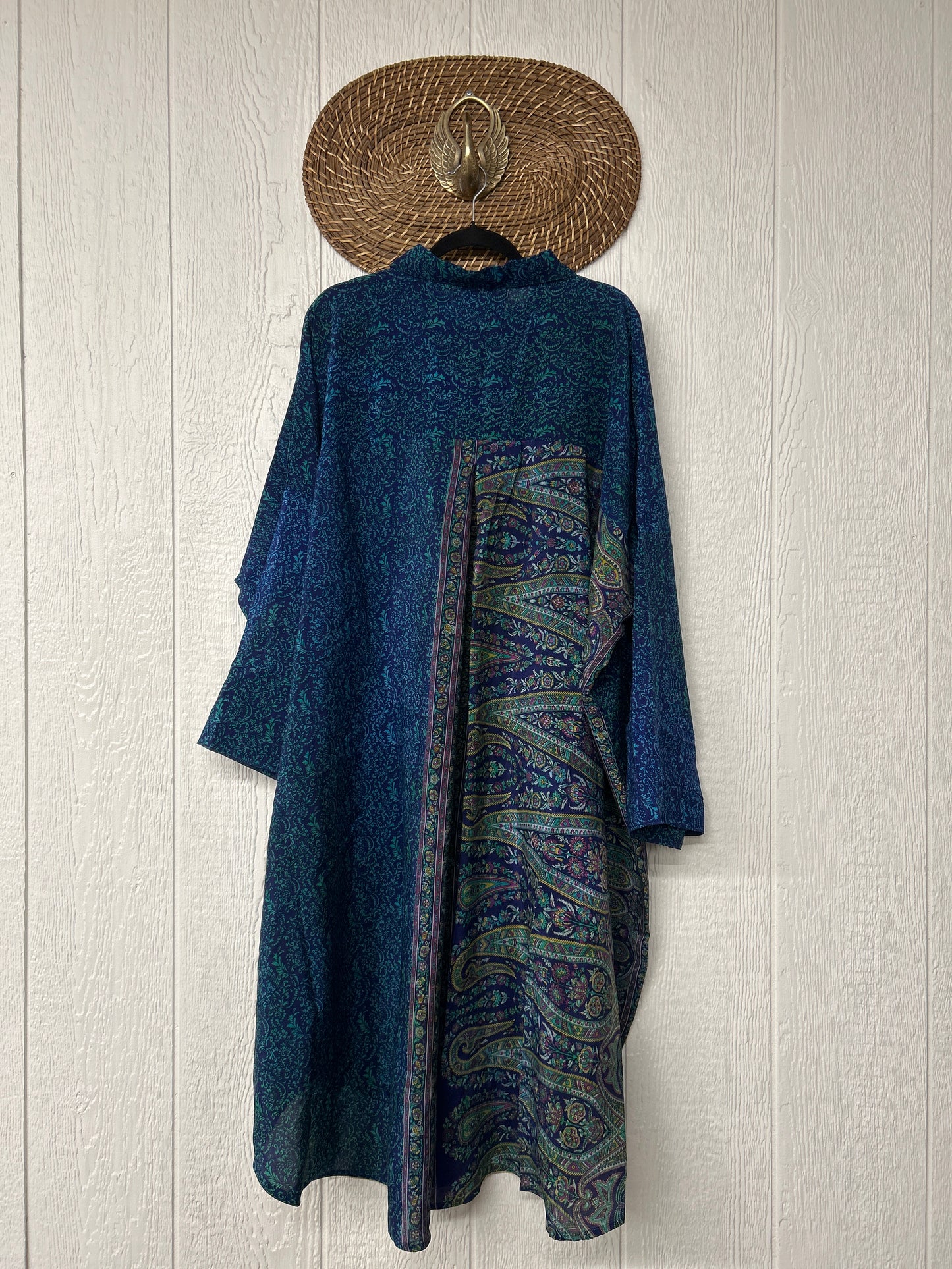 Crepe Sari Free To Be Longsleeve Maxi 1225 059