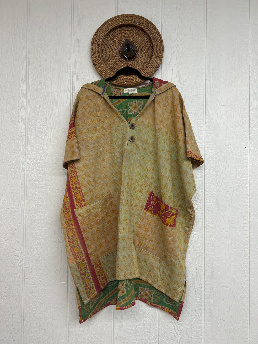 Peace + Love Poncho 0325 227