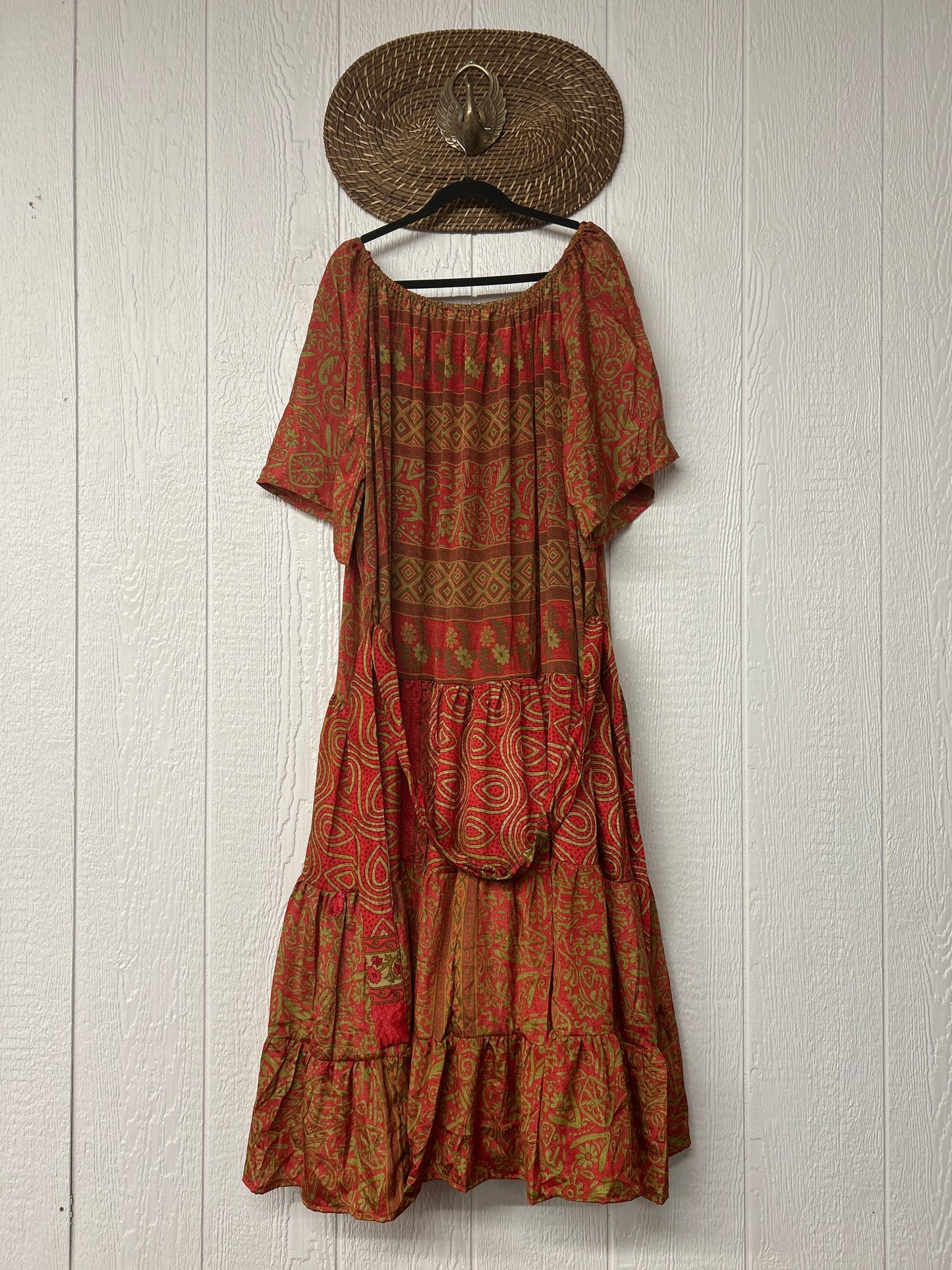 Rasgulla Sari Nova Maxi 0826 177