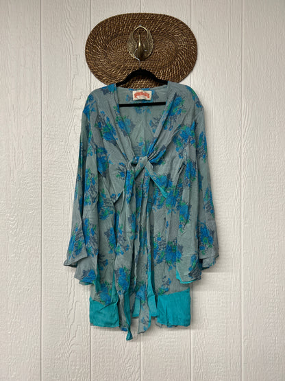 Crepe Sari Shortie Spellbound Kimono 0426 039