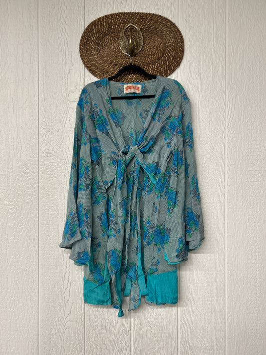 Crepe Sari Shortie Spellbound Kimono 0426 039