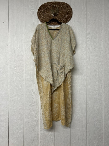 Alchemi Kantha Surrender Hi Lo Poncho 0926 004