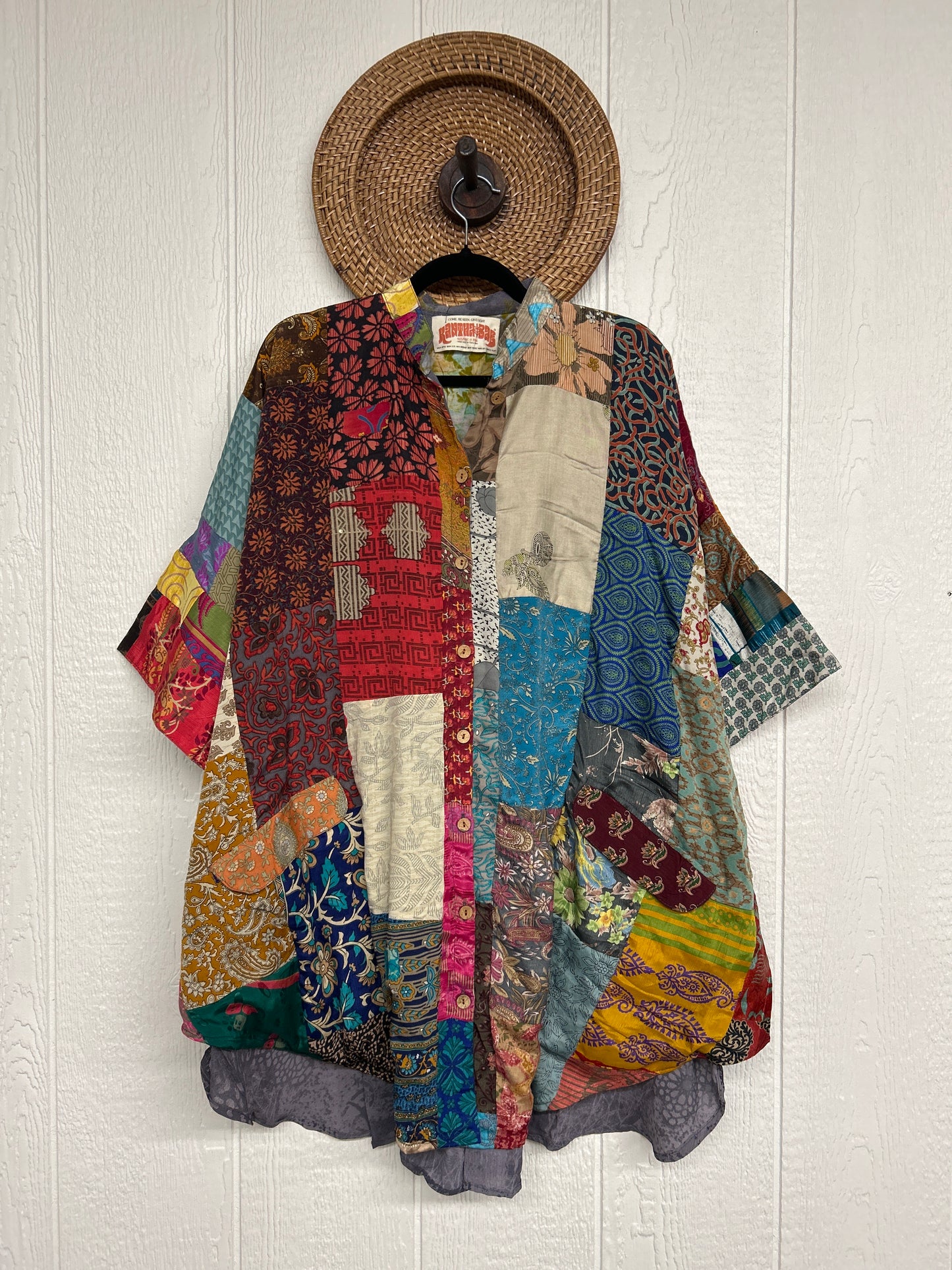 Goddess Free To Be Button-Down 0925 212