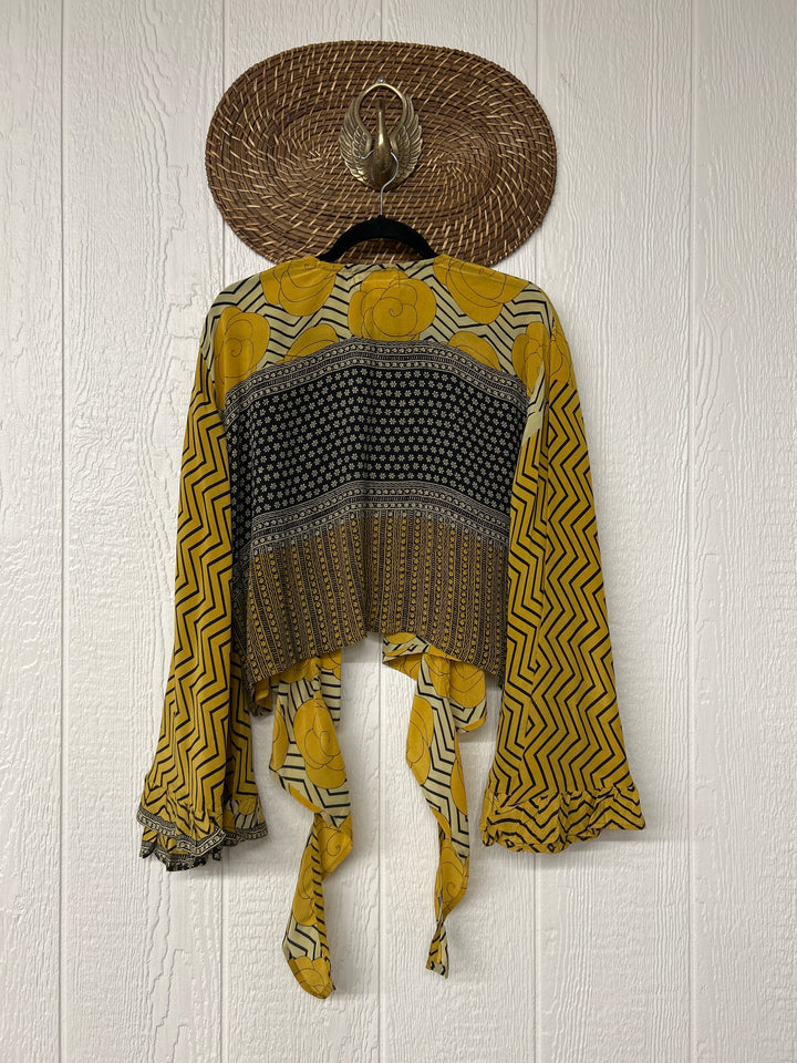 Zeppelin Crop Shrug 0425 063