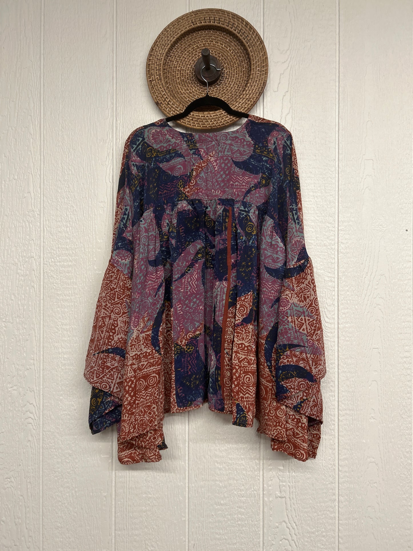 Crepe Sari Bell Sleeve Gold Dust Crop 0826 069