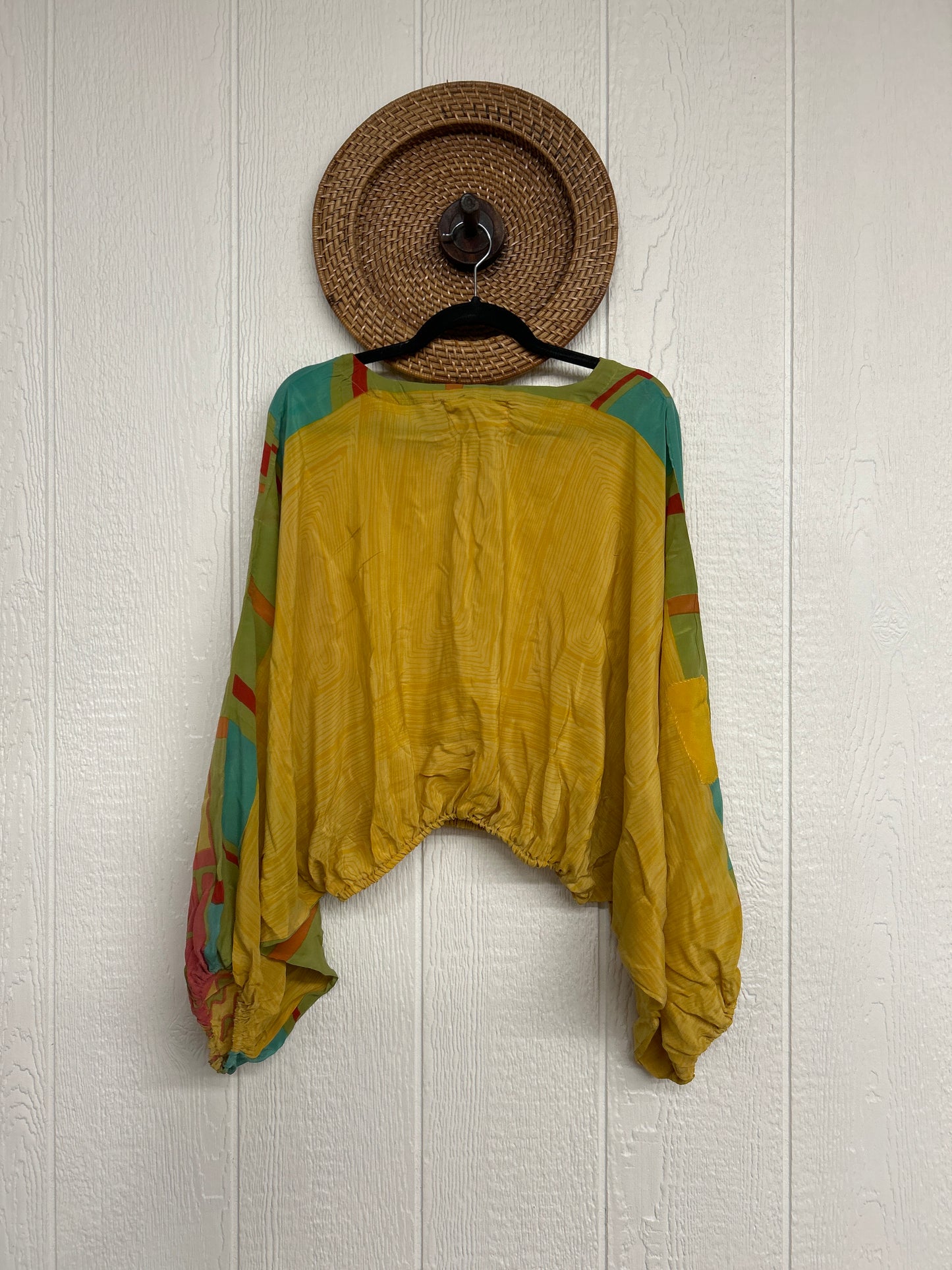 Crepe Sari Luna Crop Top 0126 054