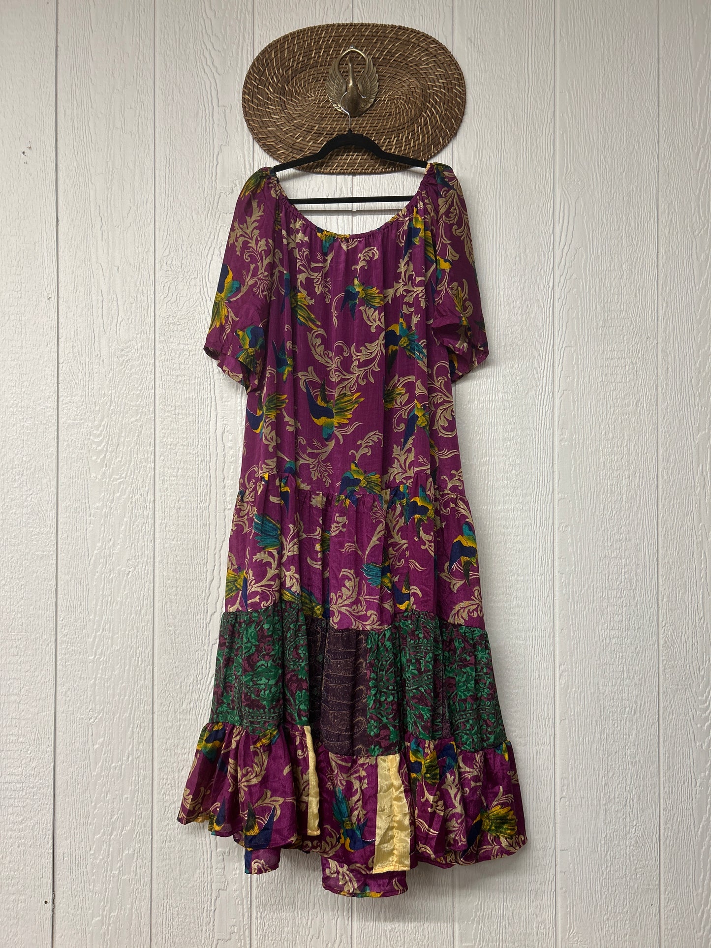 Rasgulla Sari Nova Maxi 0826 226
