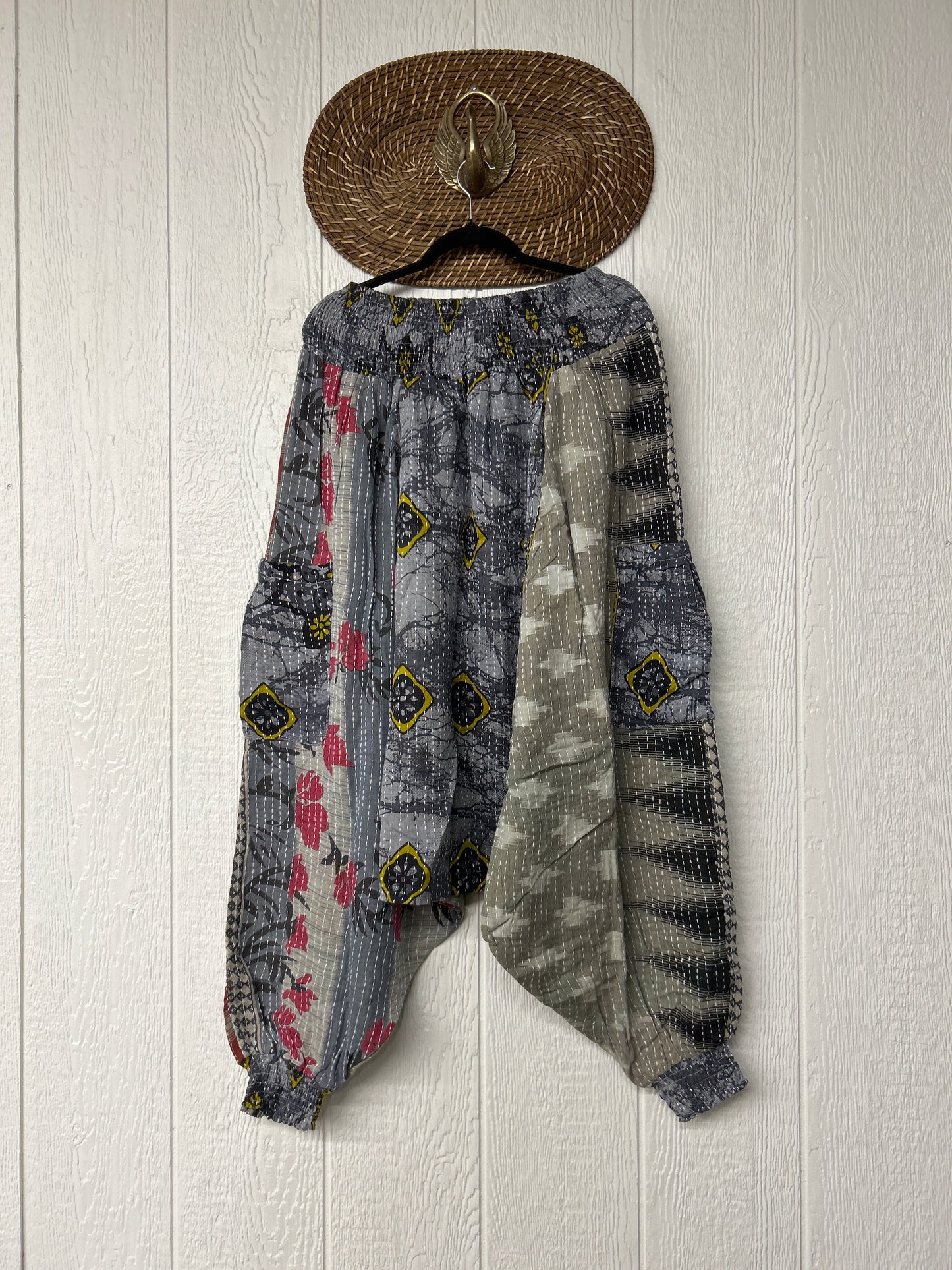 Pareo Kantha Be Still Harems 0626 240