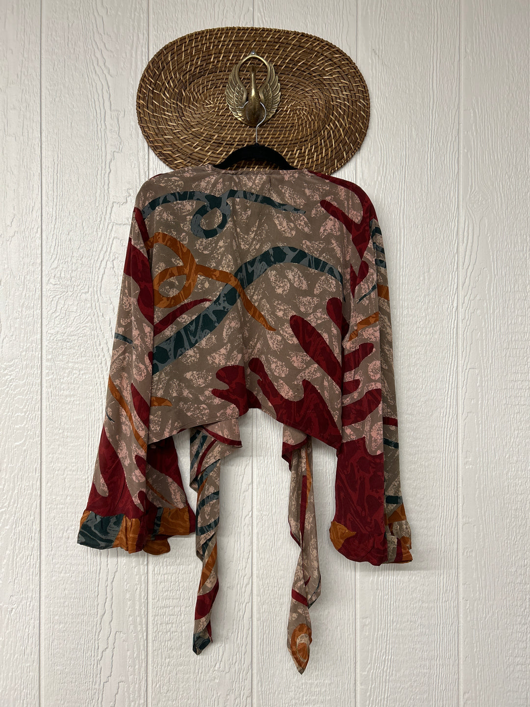 Zeppelin Crop Shrug 0425 096
