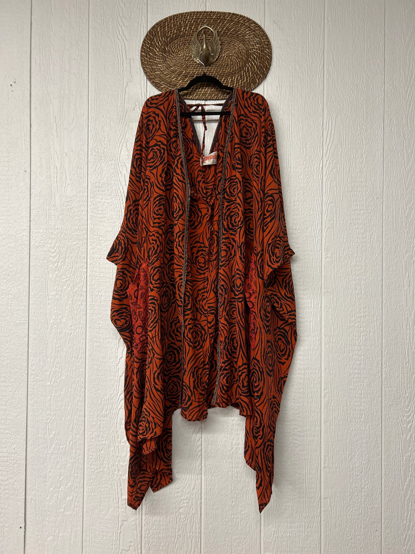 RETAIL Crepe Sari Orchid Kimono 0626 034